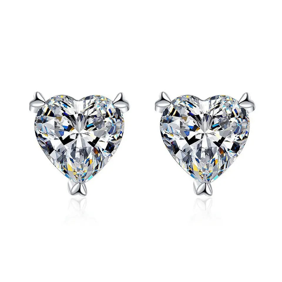Heart shape stud earring