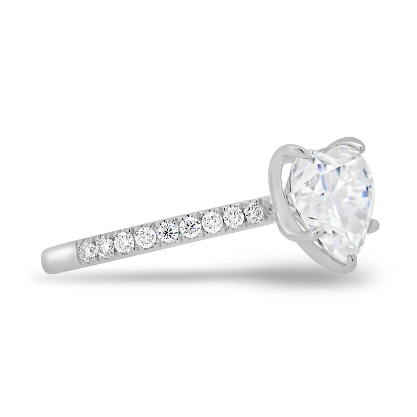 Heart Solitaire with Pavé