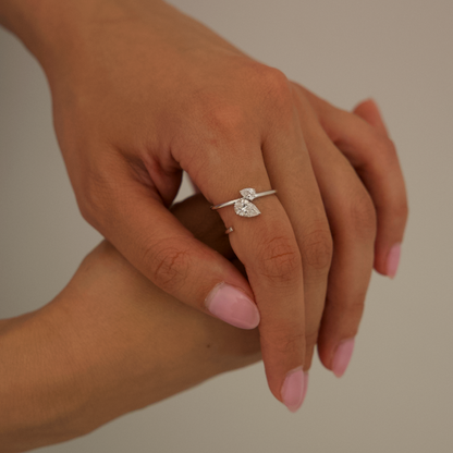 Dual pear diamond ring